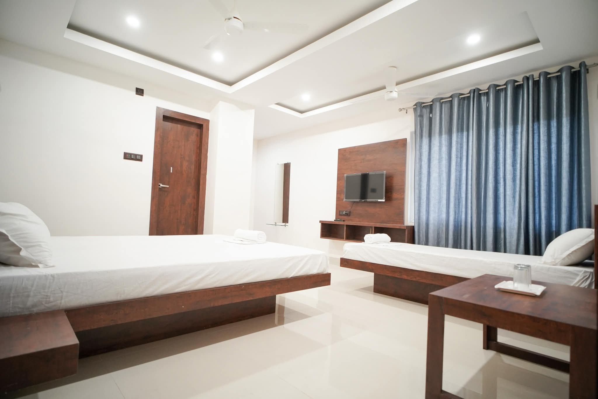 Triple Bed AC